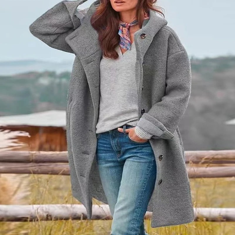 Aurélie | Manteau Long Femme Hiver à Capuche - Confort et Style avec Boutonnage Frontale et Poches Fonctionnelles